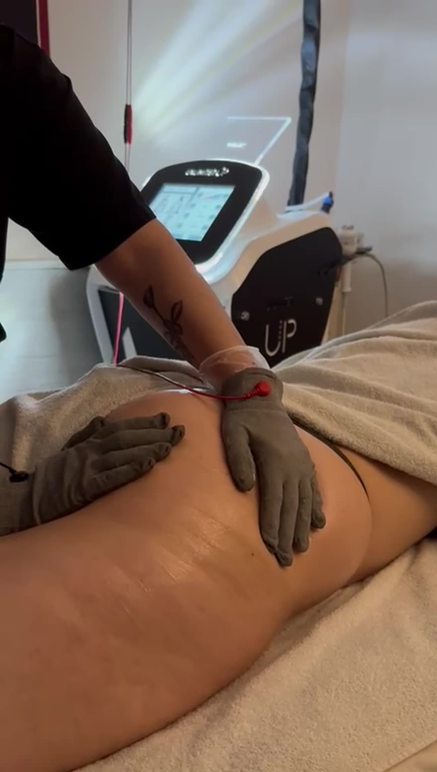 Trattamento Body Synergy con radiofrequenza e tonificazione da Esteticamente ad Alonte